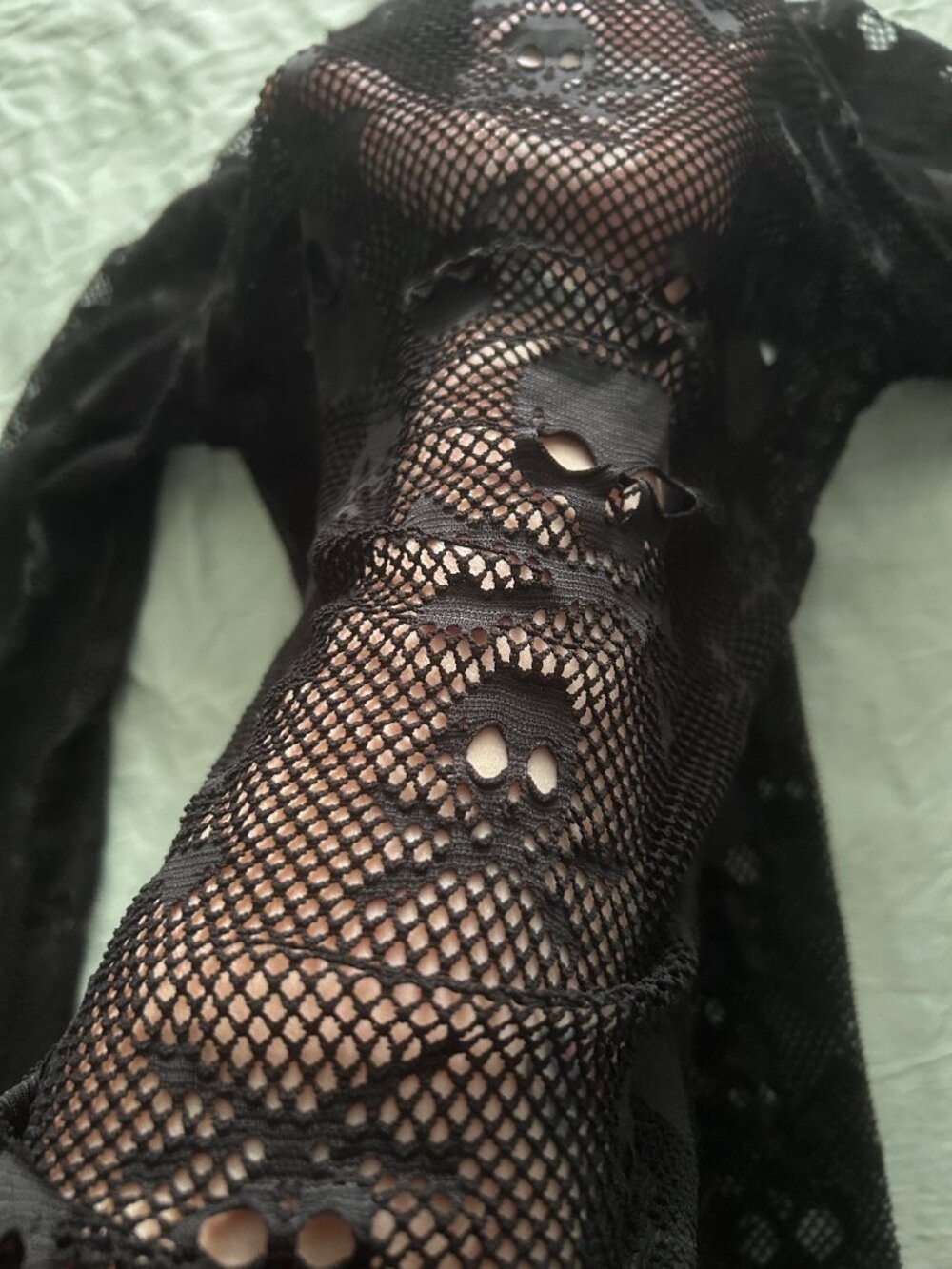 Black skull and cross bones fishnet see through long sleeved top women size L